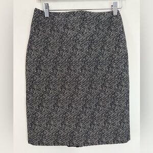 MAXMARA cotton blend Black and White Straight pencil knee length  Skirt sz 4
